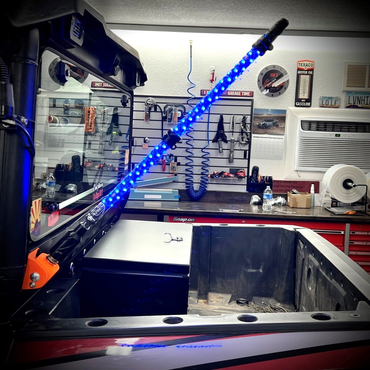 Polaris General HD Lighted Whip Mount Brackets - Image 4