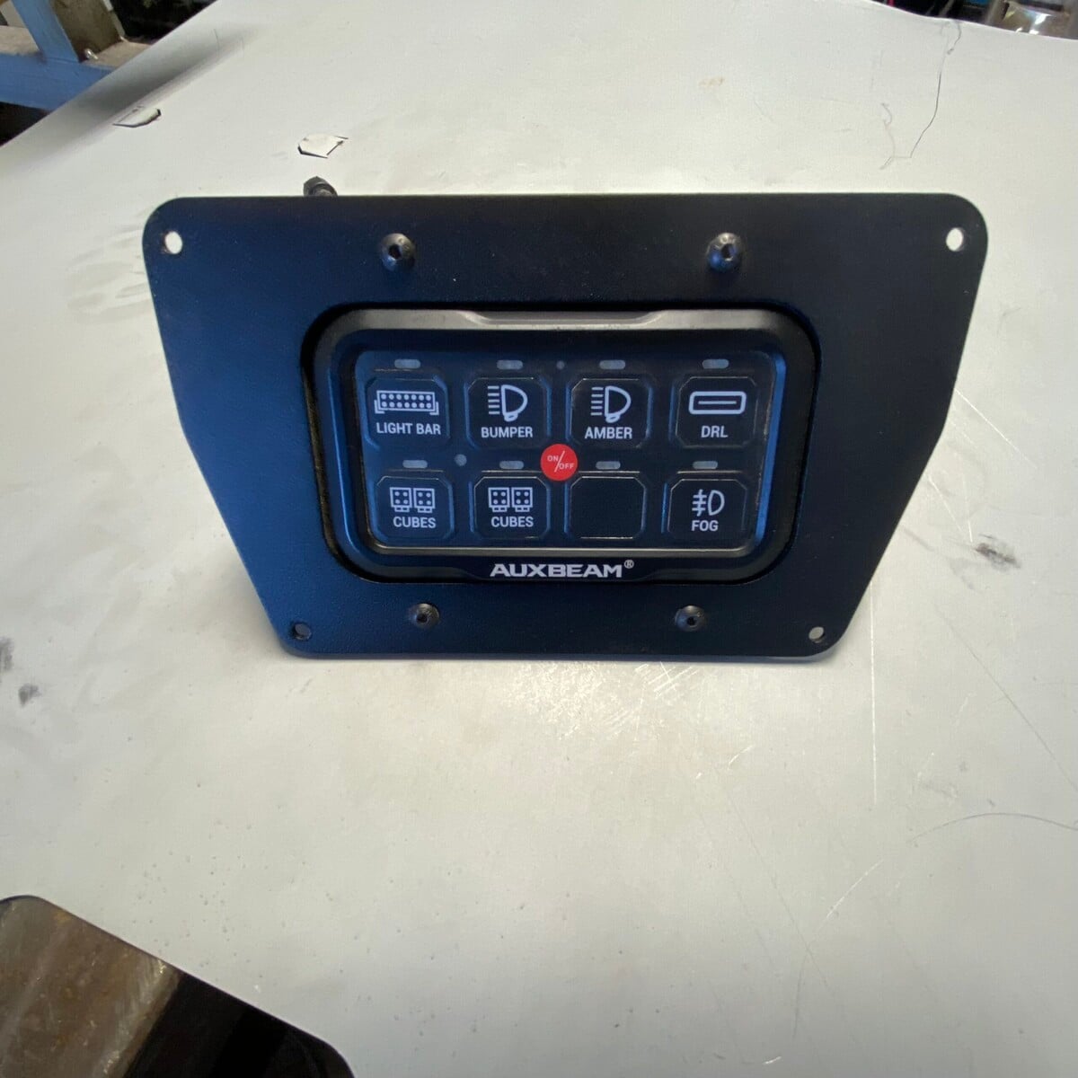Polaris General – Lower Center Console Auxbeam 8 gang Switch Panel Mount Kit - Image 4