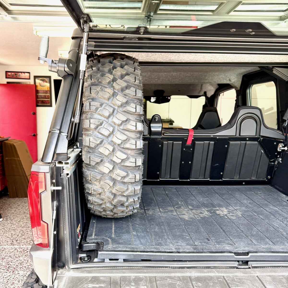 Polaris Xpedition ADV 30" Spare Tire Mount Kit - Image 4