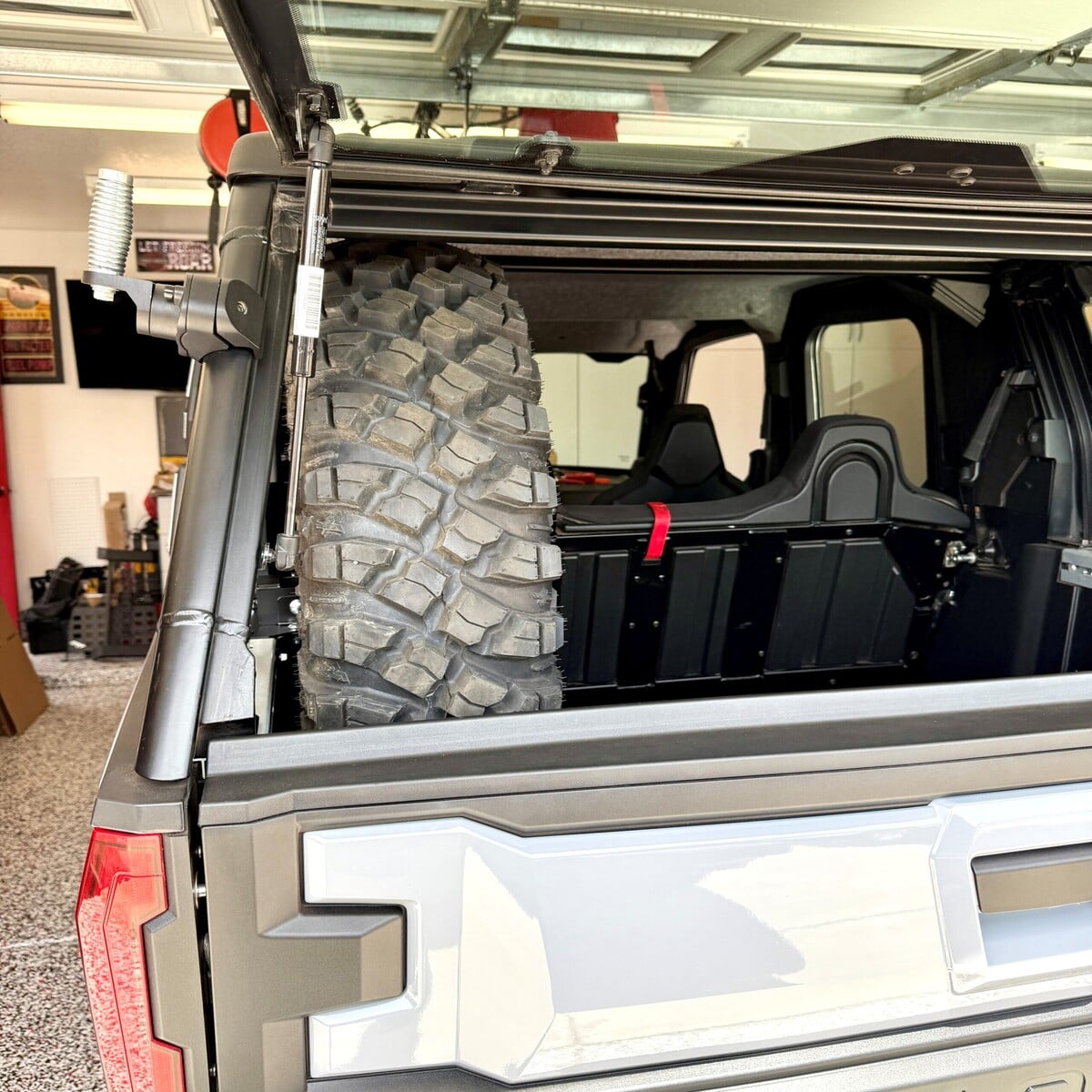 Polaris Xpedition ADV 30" Spare Tire Mount Kit - Image 7
